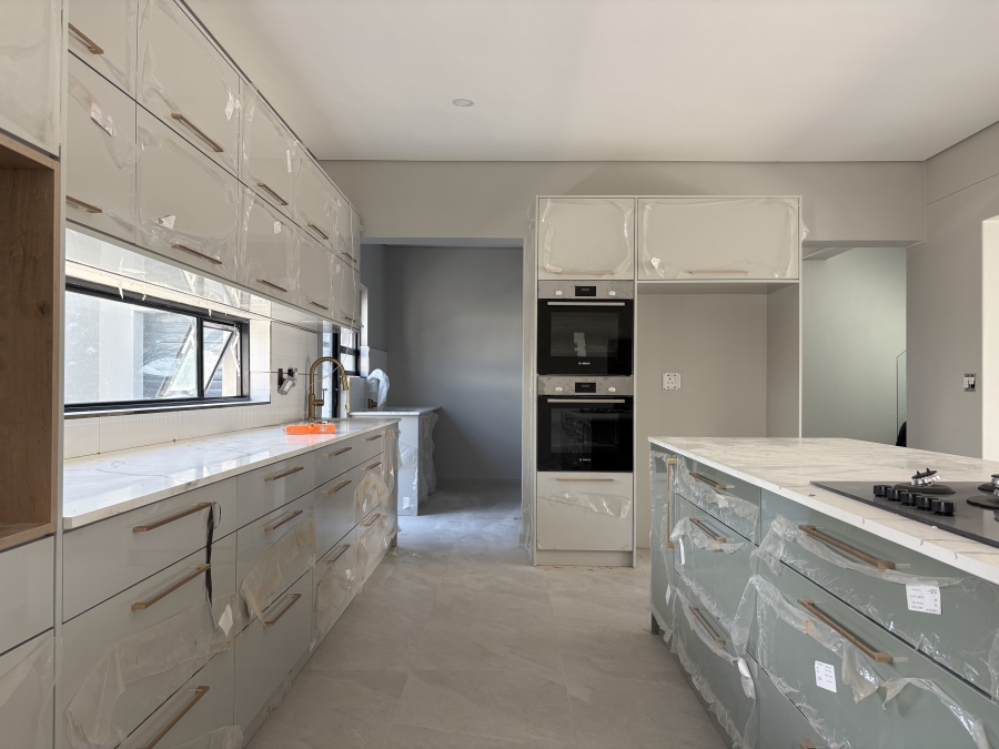 4 Bedroom Property for Sale in Sandown Western Cape